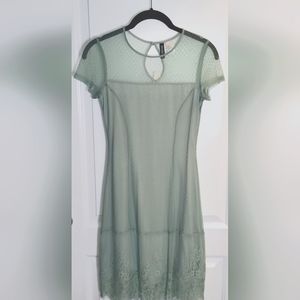 H&M Divided Pistachio Green Pretty Lacy Overlay Dress Size 4
